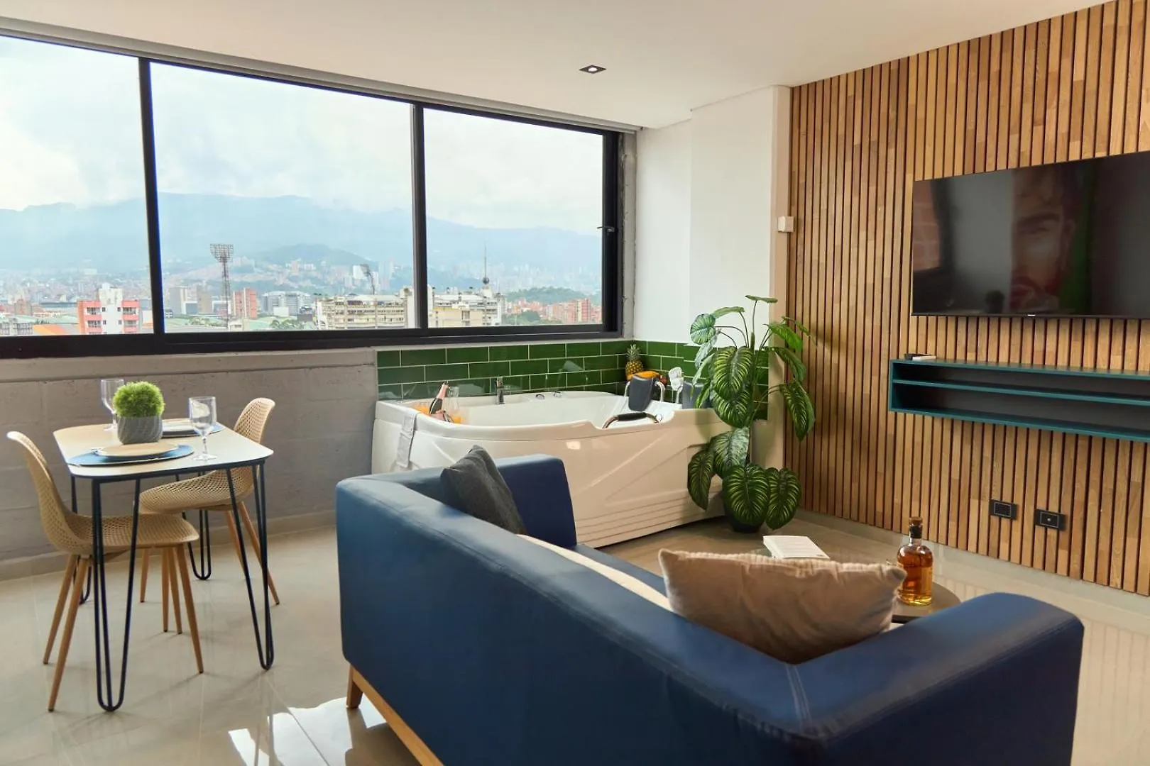 Estadio Jacuzzi Haven Cozy Rosa Negra Suite Medellin